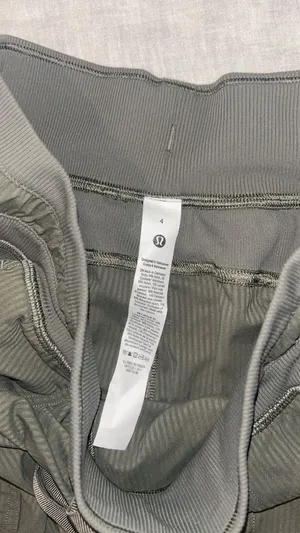 Lululemon Dance Studio Shorts High-Rise thumbnail 3