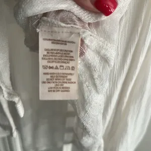 Free People large rayon gauzy flowy Elegant off scoop White Button-Up Top thumbnail 6