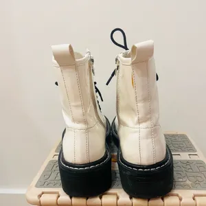 Forever 21 white combat boots Martan style size 6 thumbnail 9