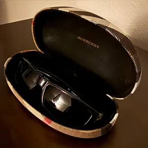 Burberry Polarized Sunglasses 8375/S Black Designer Sunnies Authentic + Case thumbnail 3