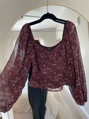 Lulu's Maroon Floral Square-Neck Top thumbnail 3