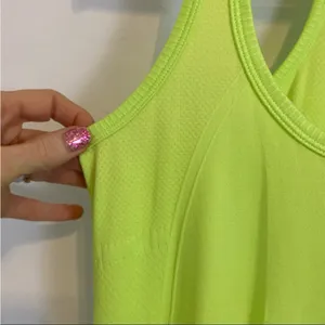 FABLETICS Seamless Lime Green Tank Top. Size Small. New With Tags. thumbnail 3
