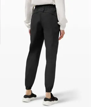 Lululemon Warpstreme High-Rise 7/8 Jogger Black Size 29 thumbnail 2