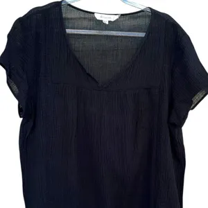 Vince Camuto Short Sleeve Top, Tunic Blouse Womens Size Medium Black thumbnail 3