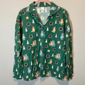 Hanna Andersson Bluey Christmas Flannel Pajama Set Green Women's Small 2 Piece thumbnail 5