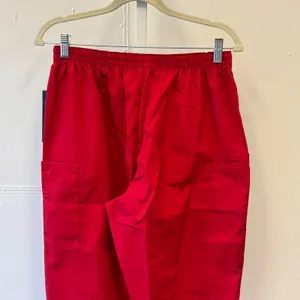 NWT Cherokee Workwear Red Scrub‎ Pants Petite Medium Elastic Waist Cargo Red thumbnail 4
