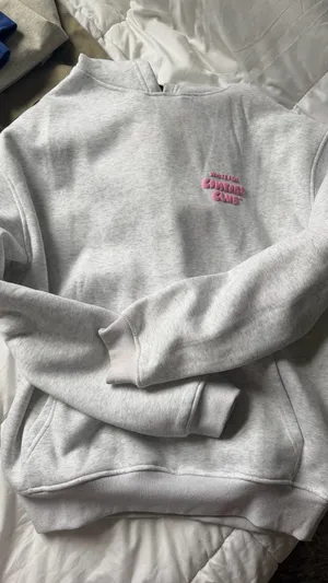 White Fox Hoodie Boutique thumbnail 2