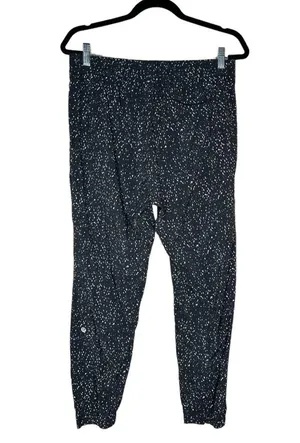 Lululemon Jogger Butterfly Texture Black White Size 8 thumbnail 8