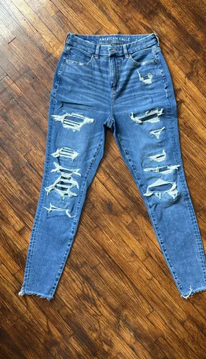 American Eagle Jeans thumbnail 1