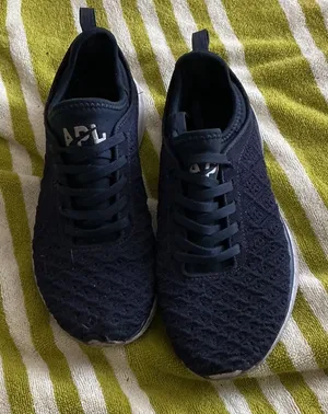 APL TechLoom Phantom Sneakers – Women’s Size 7.5 (Navy) thumbnail 1