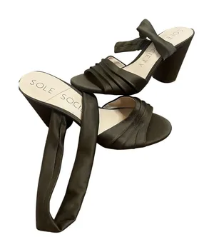 Sole‎ Society Heels Womens Size 7 Green Strappy Block Heel Wrap Sandals Open Toe thumbnail 1