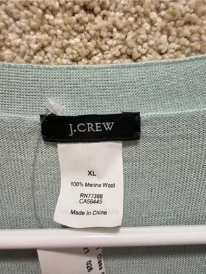 NWT 100% merino wool cardigan XL pockets lightweight soft girl 2012 deadstock thumbnail 8