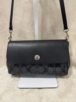 Coach Reversible Flap Crossbody Bag thumbnail 2