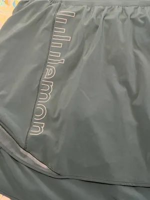 Special edition lululemon skort size 14 thumbnail 2