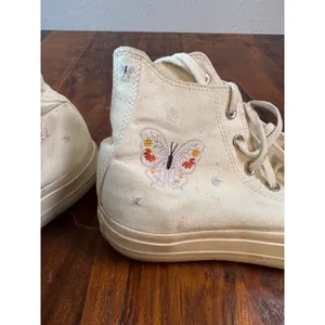 Converse Chuck Taylor All‎ Star High Top Butterfly Embroidered Cream A05979C 8.5 thumbnail 4