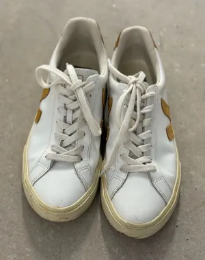 Veja Esplar Leather Sneakers in White Safran Suede Woman's Size 37 thumbnail 1