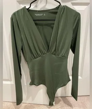 Abercrombie NWT Green Long Sleeve Bodysuit thumbnail 1
