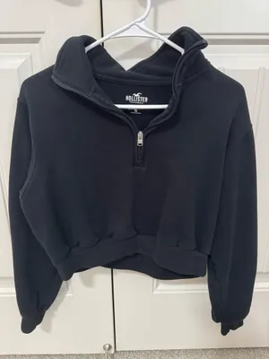 Hollister Half-Zip Pullover thumbnail 1
