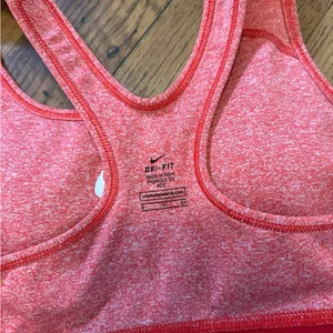 Nike Pro Women's Heathered Coral Sports Bra Size Small thumbnail 3