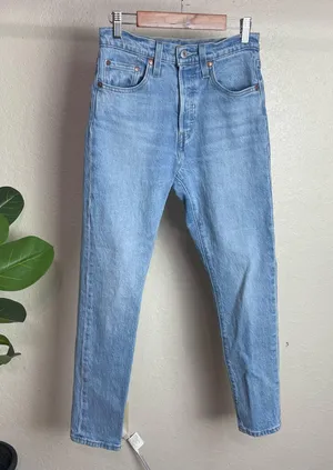 Levi’s Wedgie Straight Fit Women’s Jeans Size 25 thumbnail 1