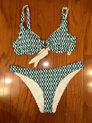 Dippin' Daisy's Bikini Set thumbnail 1