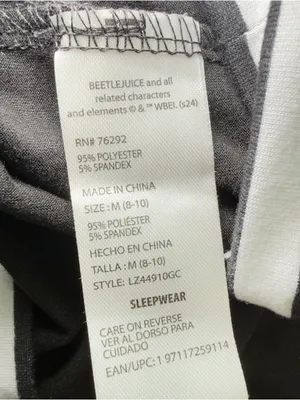 Beetlejuice Medium‎ Nostalgia Lounge Sleep Shirt Whimsical Goth Soft Grunge thumbnail 11