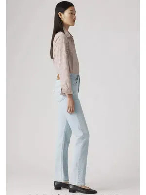 Levi's 27x32 Premium 501 Original Fit Women's Jeans Wow Me Over Light Wash thumbnail 3