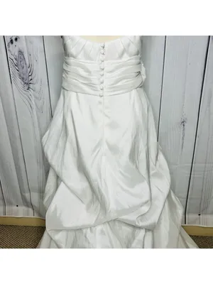 Wtoo Wedding Cotillion Dress Sz 14 Worn Once Pleated Floral Applique Sweetheart thumbnail 11