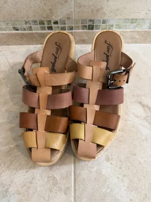 Free People Bellevue Clogs Wood Platform Shoes Sandals Size 38 / 7.5-8 thumbnail 4