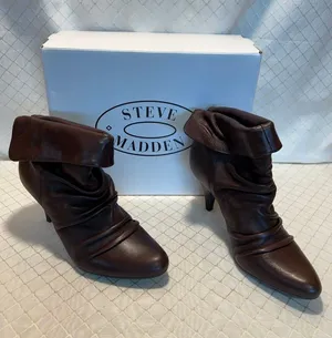 Steve Madden Aplegate Brown Leather Slouchy Ankle Heeled Boots Size 8 thumbnail 1