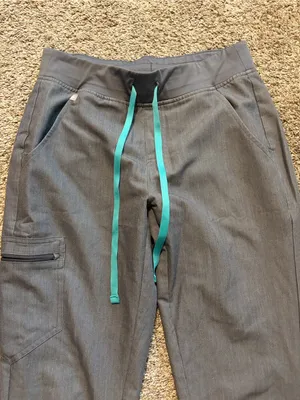 Figs‎ Graphite Gray Women's Zamora Jogger Scrub Pants Small thumbnail 4
