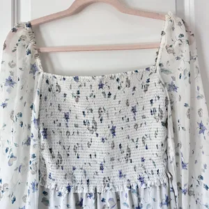 Aritzia Wilfred Tempest‎ Baby Blue Floral Smocked Long Sleeve Mini Dress Small thumbnail 3