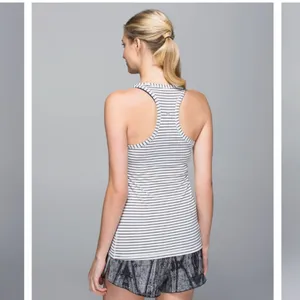 LULULEMON Modern Racerback Parallel Stripe Workout Tank Top Size 6 thumbnail 2