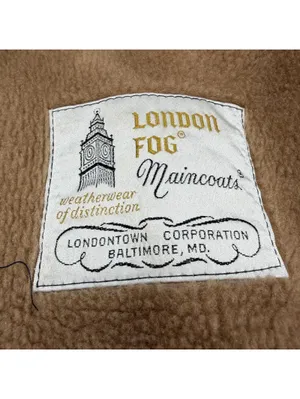Vintage London Fog Maincoats Full Length Tan Belted Trench Coat Womens 10 P USA thumbnail 5