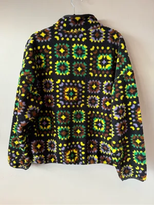 Urban Outfitters BDG Women’s Yosemite Granny Square Pattern Fleece Size Small thumbnail 7