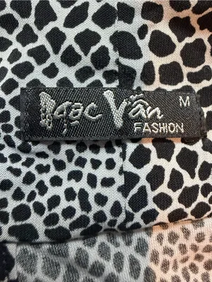 Y2KBlack White Animal Print Halter Twist Front Sleeveless Top Size M thumbnail 6
