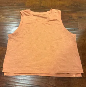 Lululemon Tank Top thumbnail 1