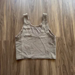 Lululemon Tank Top thumbnail 3
