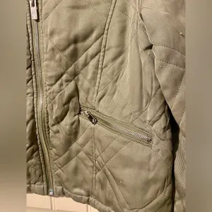 Lily & Lottie Olive Green Quilted Bomber Jacket Coat thumbnail 5