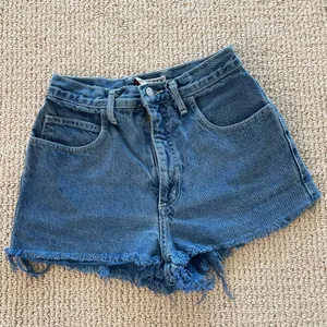 Vintage GUESS Blue Shorts thumbnail 1