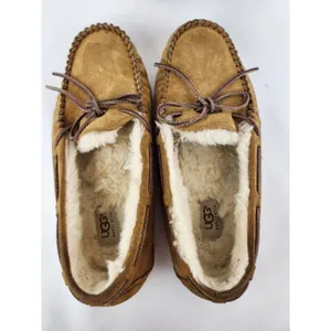 UGG Dakota Slippers Women's 10 House Shoes Tan 5612 Moccasin Loafers Sherpa Wool thumbnail 9
