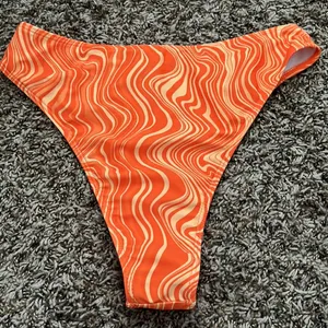 🤩4/$15🥳 shein abstract fluid high cut cheeky swim bikini bottoms thumbnail 3