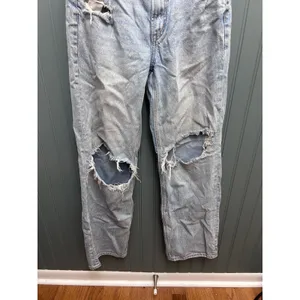 American Eagle Stovepipe High Rise Distressed Straight Leg Jeans Light Wash 00S thumbnail 3