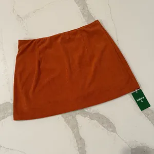 Halara NWT High Waisted 2-in-1 A Line Mini Corduroy Skort Women’s XL Baked Clay thumbnail 7