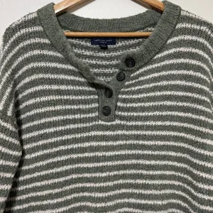 American Eagle Striped Sweater Size Small Oversized Henley Green White Knit thumbnail 4