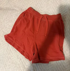 Old Navy Shorts thumbnail 1