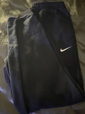 Nike Sweatpants Black Women’s thumbnail 2