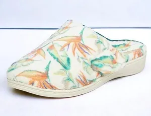Vionic Gemma Marshmallow Tropical slippers thumbnail 1