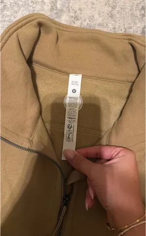 Lululemon Quarter-Zip Pullover Women’s thumbnail 2