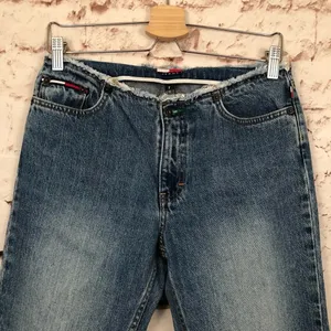 Vintage Tommy Jeans Frayed WB Hipster‎ Flare Jeans thumbnail 3